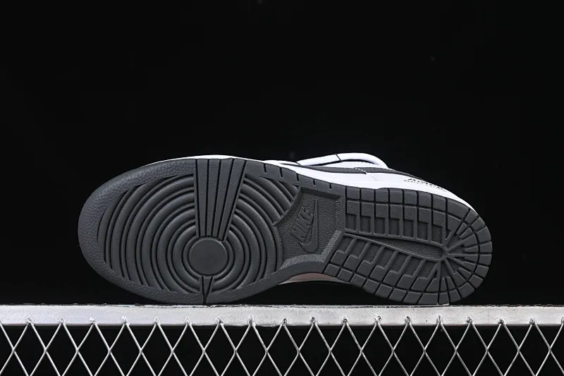 All categories Nk SB Dunk Series Nk SB Dunk Low High-end customized low-top sneakers Nike SB Dunk Low "Just Do it" straps Anniversary high-end customized low-top casual sneakers WB0528-094